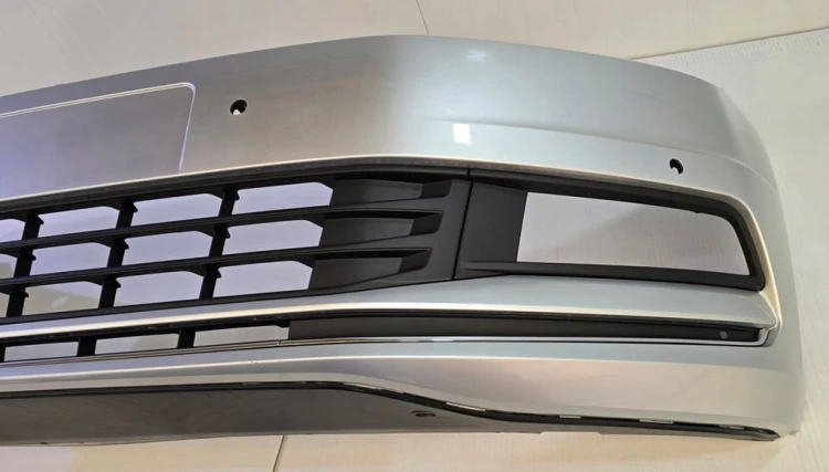 VW TOURAN ZDERZAK PRZEDNI PRZÓD LA7W 5TA807221 6PDC