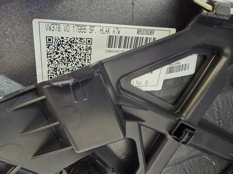 VW TOURAN ZDERZAK PRZEDNI PRZÓD LA7W 5TA807221 6PDC