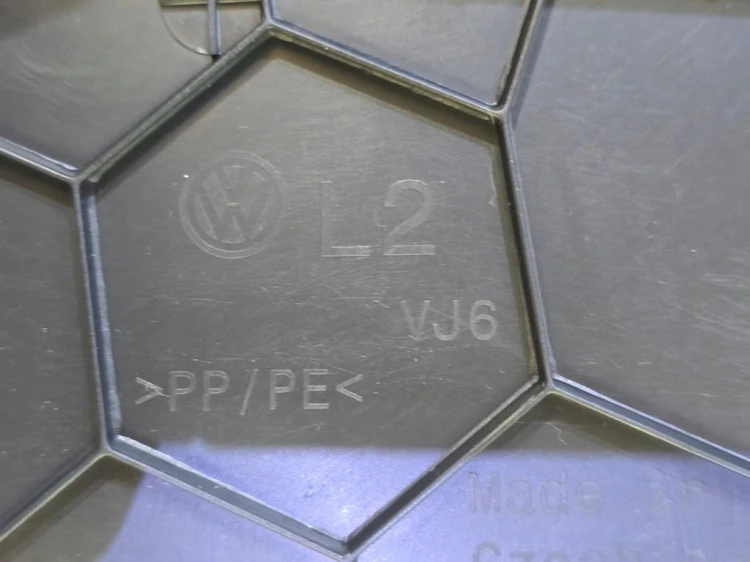 VW GOLF 8 VIII OSŁONA SŁUPKA LEWA ŚRODEK 5H0867291