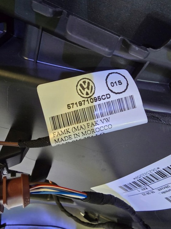 ZDERZAK PRZEDNI TIGUAN III R-LINE LED 6DC 571807421A LM7P