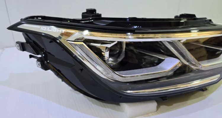 VW TIGUAN II LIFT LAMPA PRAWA PRZÓD FULL LED IQ.LIGHT 5NC941082G UK ANGLIK