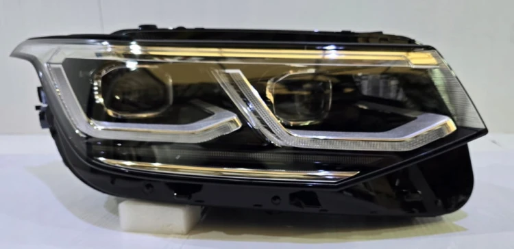 VW TIGUAN II LIFT LAMPA PRAWA PRZÓD FULL LED IQ.LIGHT 5NC941082G UK ANGLIK