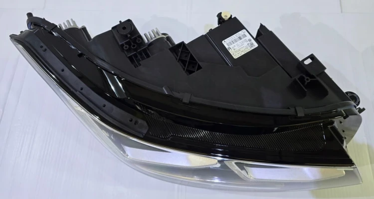VW TIGUAN II LIFT LAMPA PRAWA PRZÓD FULL LED IQ.LIGHT 5NC941082G UK ANGLIK