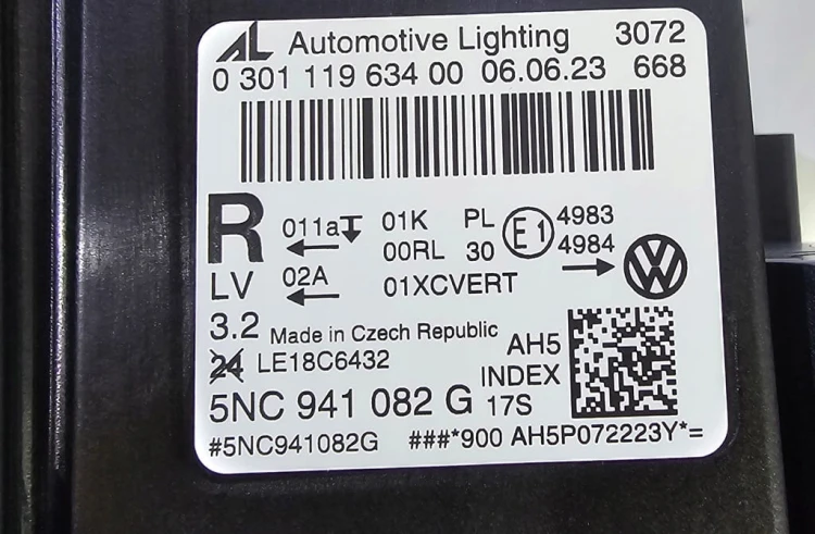 VW TIGUAN II LIFT LAMPA PRAWA PRZÓD FULL LED IQ.LIGHT 5NC941082G UK ANGLIK