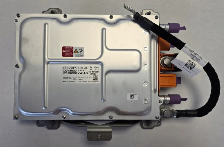 VW ID.4 MODUŁ FALOWNIK ŁADOWANIA PRZETWORNIK KONWERTER NAPIĘCIA 1EA907190K