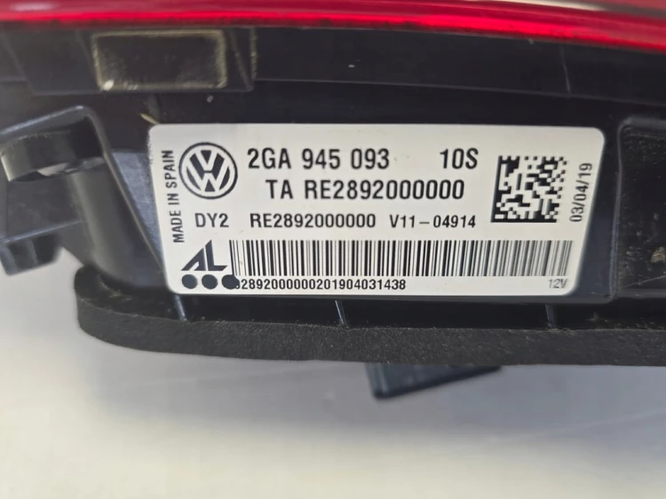 VW T-ROC LIFT LAMPA TYLNA TYŁ LEWA 2GA945093