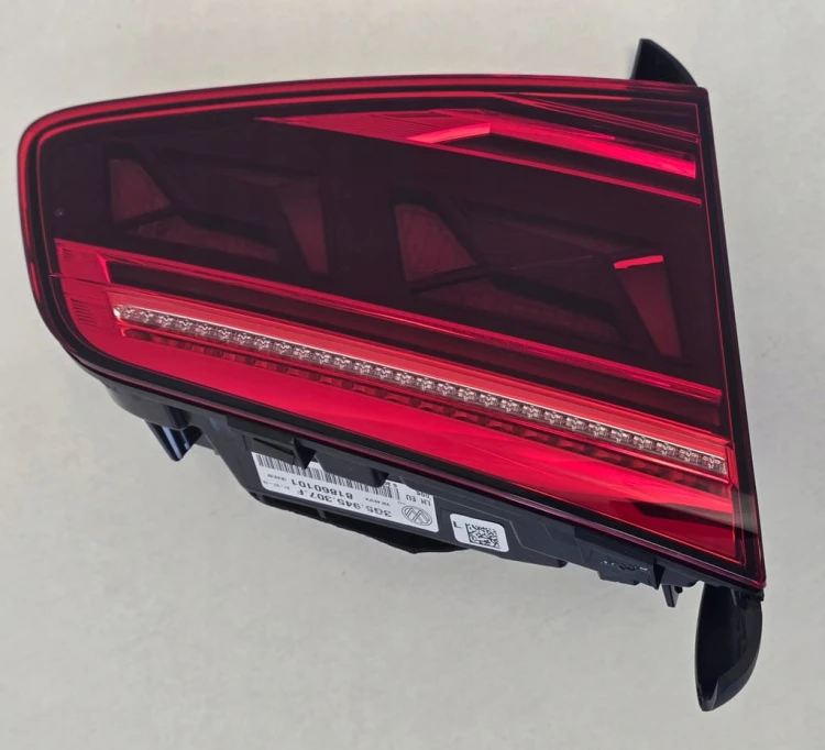 VW PASSAT B8 SEDAN LAMPA TYŁ LEWA LED 3G5945307F