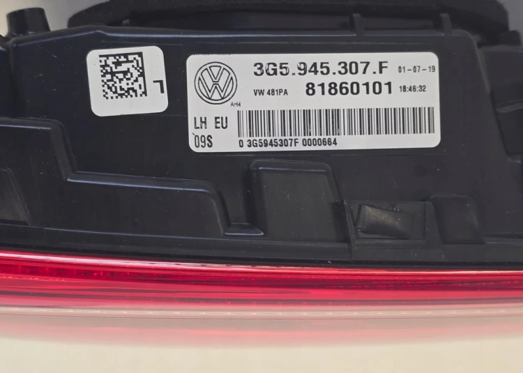 VW PASSAT B8 SEDAN LAMPA TYŁ LEWA LED 3G5945307F