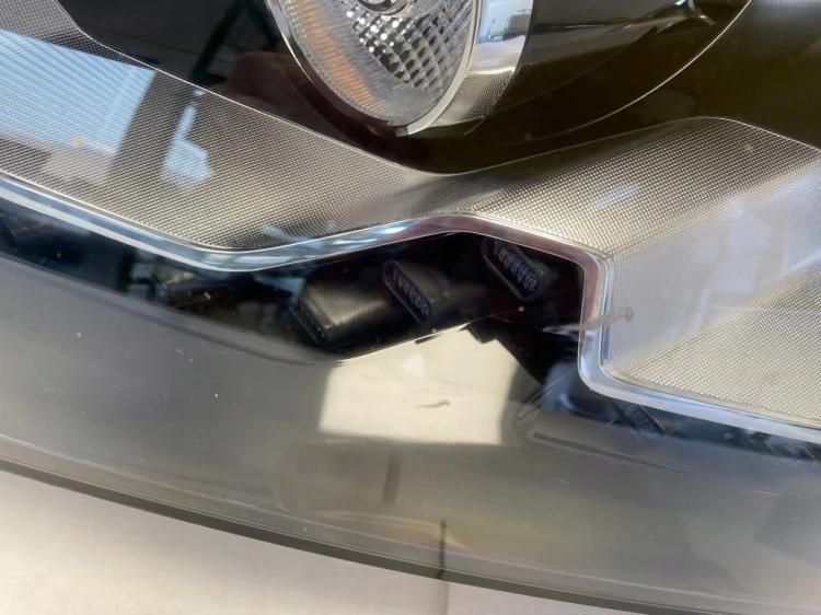 VW PASSAT XENON LAMPA REFLEKTOR PRZEDNI LED 56D941751A LEWA