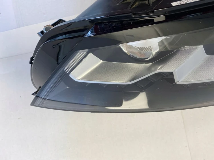 VW PASSAT XENON LAMPA REFLEKTOR PRZEDNI LED 56D941751A LEWA