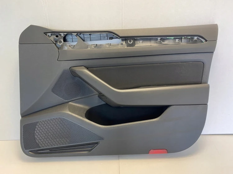 VW ARTEON TAPICERKA BOCZEK DRZWI PRAWY PRZÓD 3G8867012 GRD CZARNA MATERIAŁ