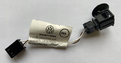 VW PASSAT B8 WIĄZKA PODNOŚNIKA SZYB TYLNA 3G0971689A