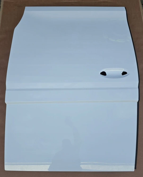 DRZWI LEWE BOCZNE PRZESUWNE ID BUZZ CARGO ID.BUZZ 1T35843207 BIAŁY LB9A