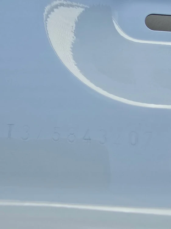 DRZWI LEWE BOCZNE PRZESUWNE ID BUZZ CARGO ID.BUZZ 1T35843207 BIAŁY LB9A