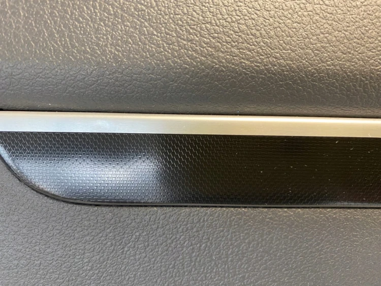 VW TOURAN TAPICERKA BOCZEK LEWY TYŁ SKÓRA CZARNA 1T0867211 SONAVOX