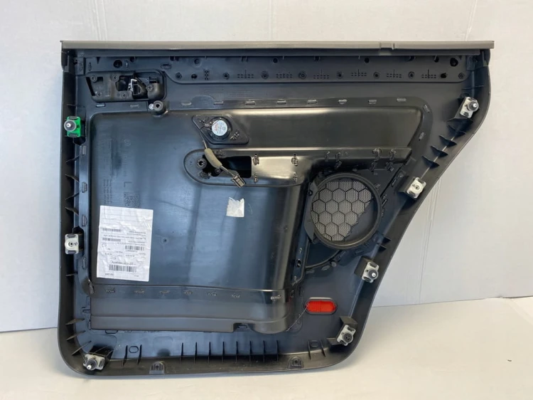 VW TOURAN TAPICERKA BOCZEK LEWY TYŁ SKÓRA CZARNA 1T0867211 SONAVOX