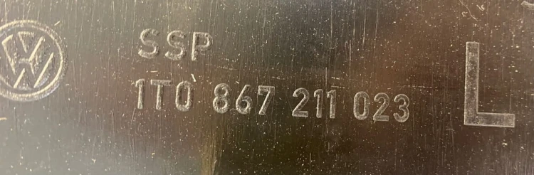 VW TOURAN TAPICERKA BOCZEK LEWY TYŁ SKÓRA CZARNA 1T0867211 SONAVOX