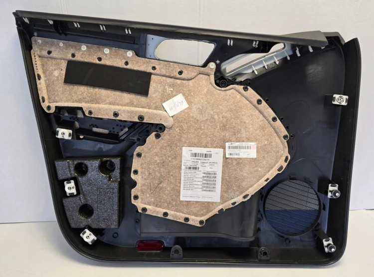 VW TIGUAN TAPICERKA BOCZEK DRZWI PRZEDNIE PRAWE MATERIAŁ CZARNY 5N0867012