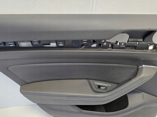 VW PASSAT B8 TAPICERKA BOCZEK LEWY TYŁ SKÓRA CZARNA 3G0867419 3G5867211