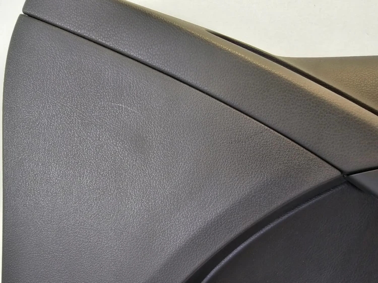 VW TIGUAN TAPICERKA BOCZEK DRZWI PRZEDNIE PRAWE SKÓRA CZARNA 5N0867012
