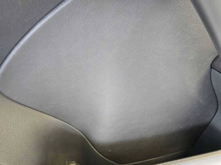 VW TIGUAN TAPICERKA BOCZEK DRZWI PRZEDNIE PRAWE SKÓRA CZARNA 5N0867012