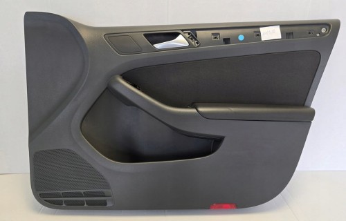 VW Jetta VI TAPICERKA BOCZEK DRZWI PRZEDNIE PRAWE 5C7867012L SKÓRA MATERIAŁ