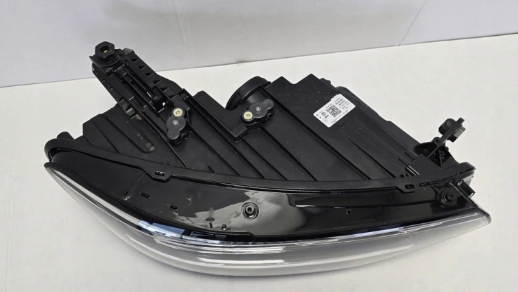 VW PASSAT B8 LAMPA REFLEKTOR PRAWY LED 3G2941036P WERSJA UK ANGLIK