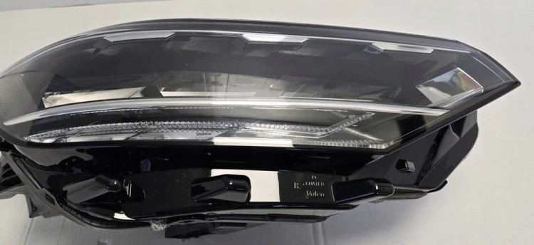 VW PASSAT B8 LAMPA REFLEKTOR PRAWY LED 3G2941036P WERSJA UK ANGLIK