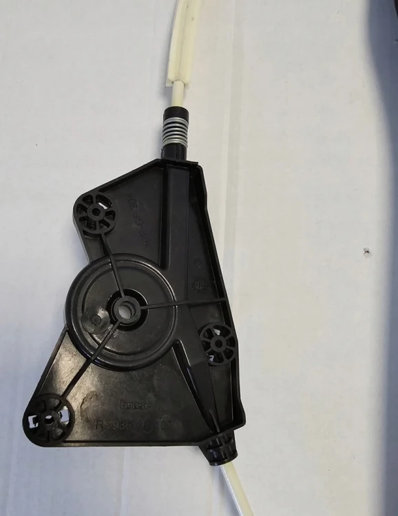 VW UP SKODA CITYGO SEAT MECHANIZM PODNOSZENIA SZYBY PRAWY PRZÓD 1S4837462A