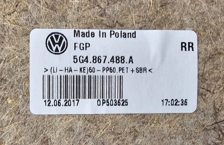 VW GOLF VII HB BOCZEK PRAWY TYŁ 5G6867212 GB ZCO 5G4868074C 82V RAHMEN