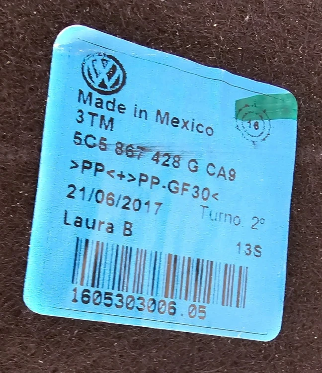 VW BEETLE TAPICERKA BOCZEK BAGAŻNIKA PRAWY 5C5867428 G