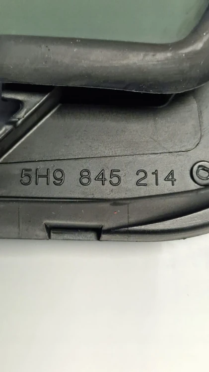GOLF 8 KOMBI SZYBA BOCZNA PRAWA TYLNA PRZYCIEMNIANA KAROSERYJNA 5H9845214