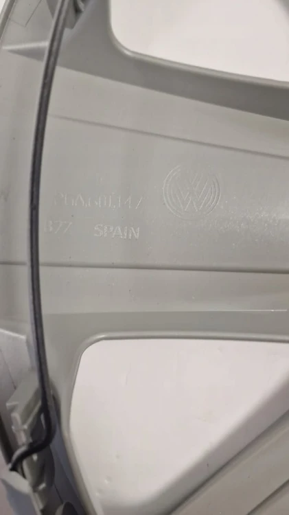 VW T-ROC KOŁPAKI 16'' KOMPLET ORYGINALNY NOWY 2GA601147A