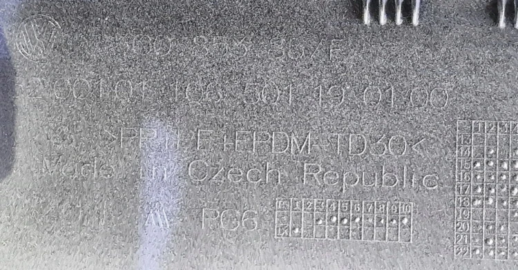 VW PASSAT B8 L9SR LISTWA PROGOWA LEWA ZEWNĘTRZNA 3G0853855AN