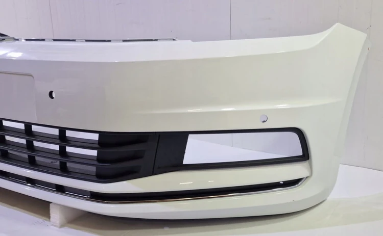 VW TOURAN ZDERZAK PRZEDNI PRZÓD LC9A 5TA807221 4PDC