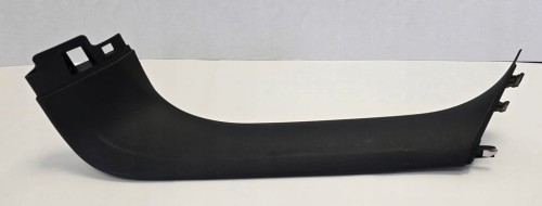 VW TOUAREG 3 III TAPICERKA KLAPY BAGAŻNIKA SZYBY PRAWA 760867604A