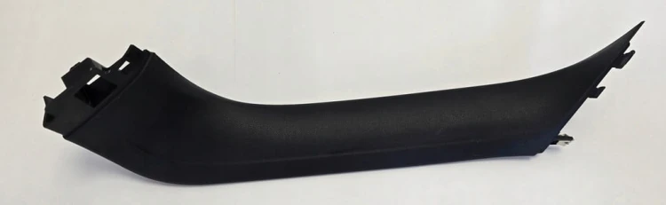 VW TOUAREG 3 III TAPICERKA KLAPY BAGAŻNIKA SZYBY PRAWA 760867604A