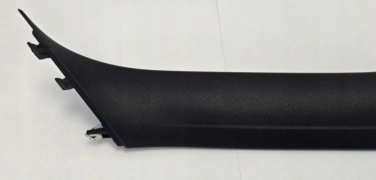 VW TOUAREG 3 III TAPICERKA KLAPY BAGAŻNIKA SZYBY LEWA 760867603A