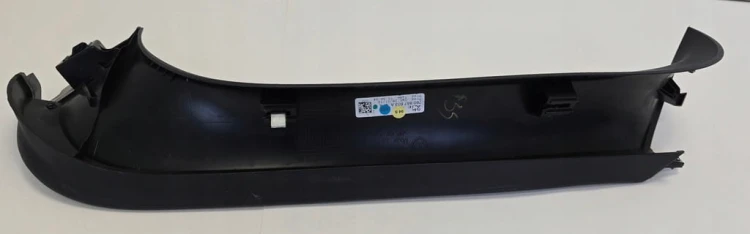 VW TOUAREG 3 III TAPICERKA KLAPY BAGAŻNIKA SZYBY LEWA 760867603A