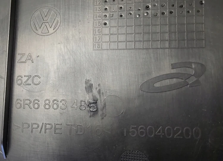 VW POLO V OSŁONA PASA TYLNEGO 3D HB 6R6863485