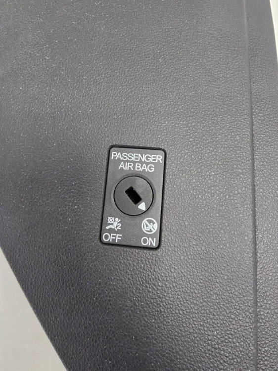 VW TOUAREG III ZAŚLEPKA KONSOLI PRAWA OSŁONA 761858248A CZARNA AIR BAG