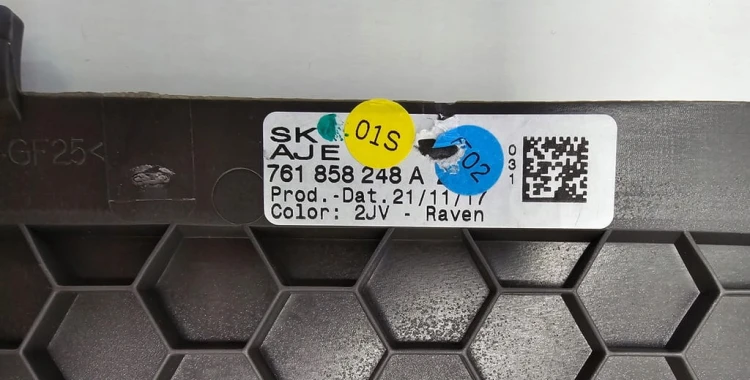 VW TOUAREG III ZAŚLEPKA KONSOLI PRAWA 761858248A BRĄZ AIR BAG