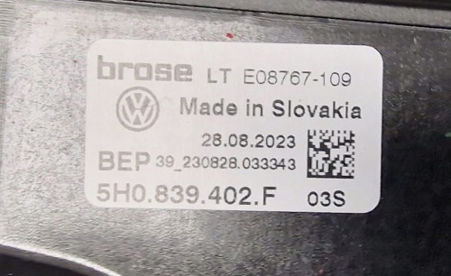 VW GOLF 8 VIII MECHANIZM PODNOSZENIA SZYBY PRAWY TYŁ 5H0839402F