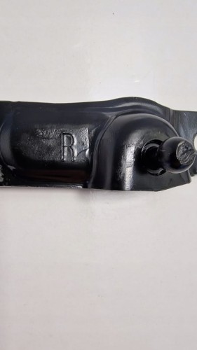 VW GOLF 8 VIII WSPORNIK UCHWYT SIŁOWNIKA KLAPY BAGAŻNIKA PRAWY 5H9827428