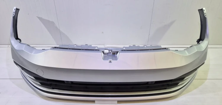 ZDERZAK VW GOLF 8 VIII 4PDC LA7W ZDERZAK PRZÓD 5H0807221H 5H0807217