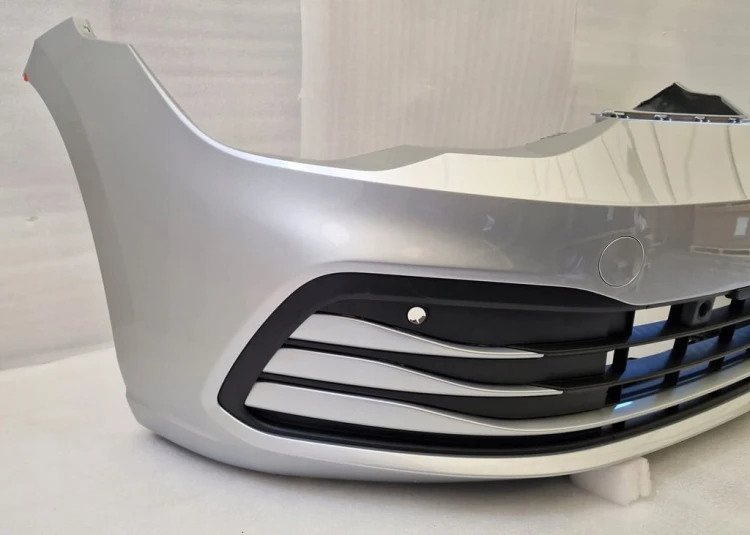 ZDERZAK VW GOLF 8 VIII 4PDC LA7W ZDERZAK PRZÓD 5H0807221H 5H0807217