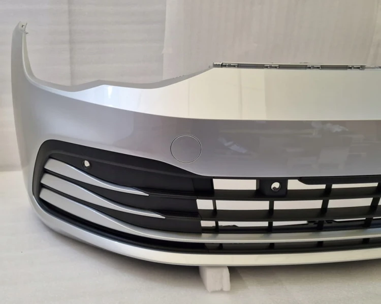 ZDERZAK VW GOLF 8 VIII 4PDC LA7W ZDERZAK PRZÓD 5H0807221H 5H0807217