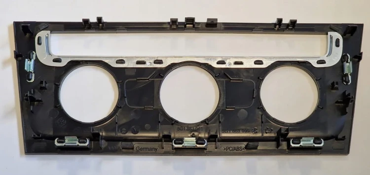 VW GOLF VII 7 RAMKA DEKOR PANELU KLIMATYZACJI 5G1863099C