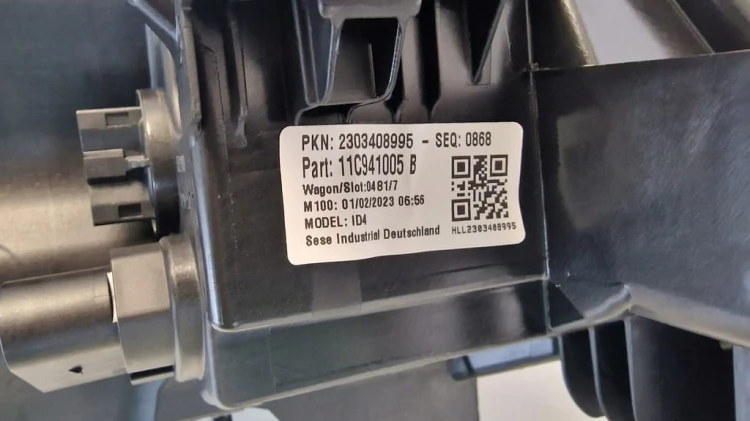 VW ID.4 UK LAMPA PRZÓD LEWA FULL LED 11C941005B
