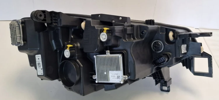 VW ID.4 UK LAMPA PRZÓD LEWA FULL LED 11C941005B
